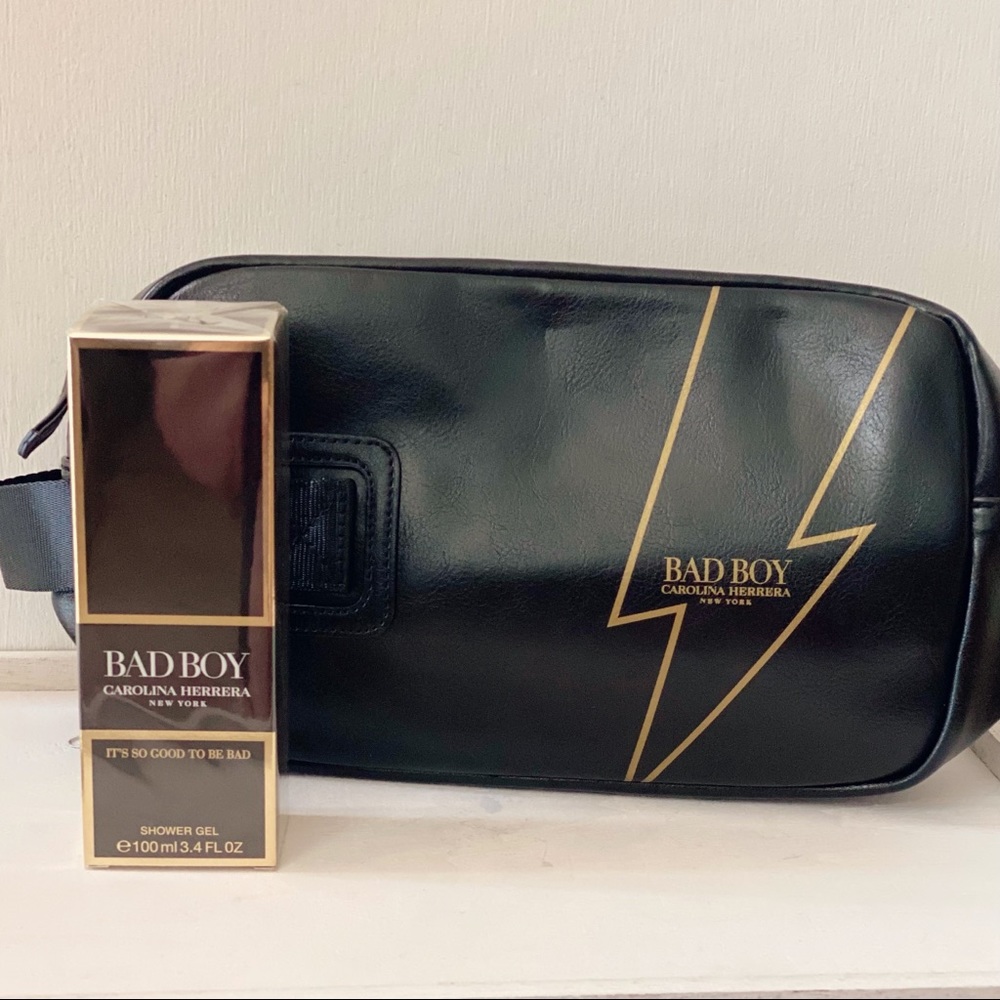 NEW Carolina Herrera Bad Boy Toiletry Bag and Shower Gel